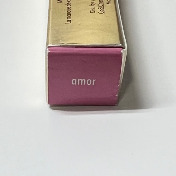 🌵4/$30 NIB Stila Plumping Lip Glaze in Amor - Picture 3 of 8